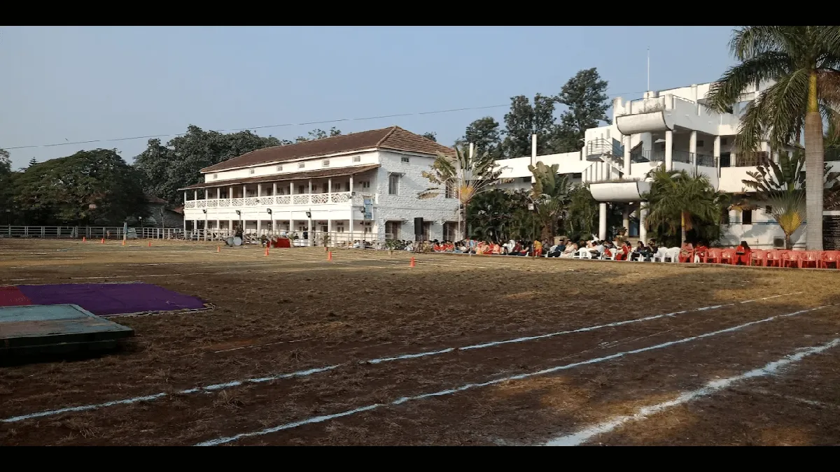 Hutchings High School 1