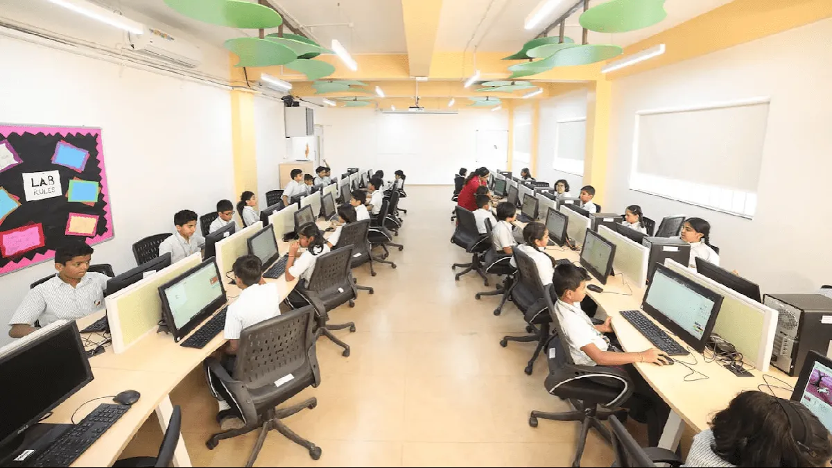 Global Indian International School 3