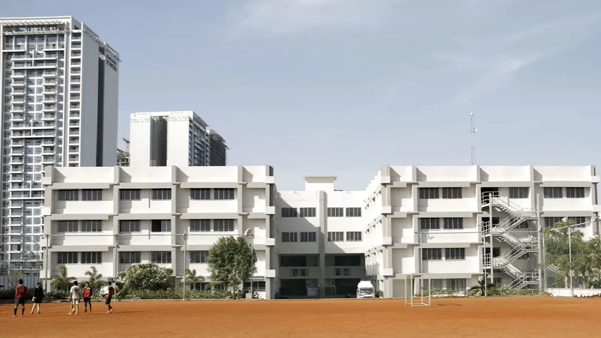 DPCOE - Dhole Patil College Of Engineering 1