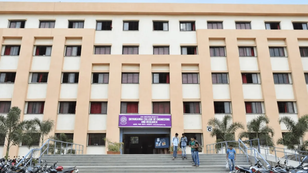 Zeal College of Engineering and Research 1