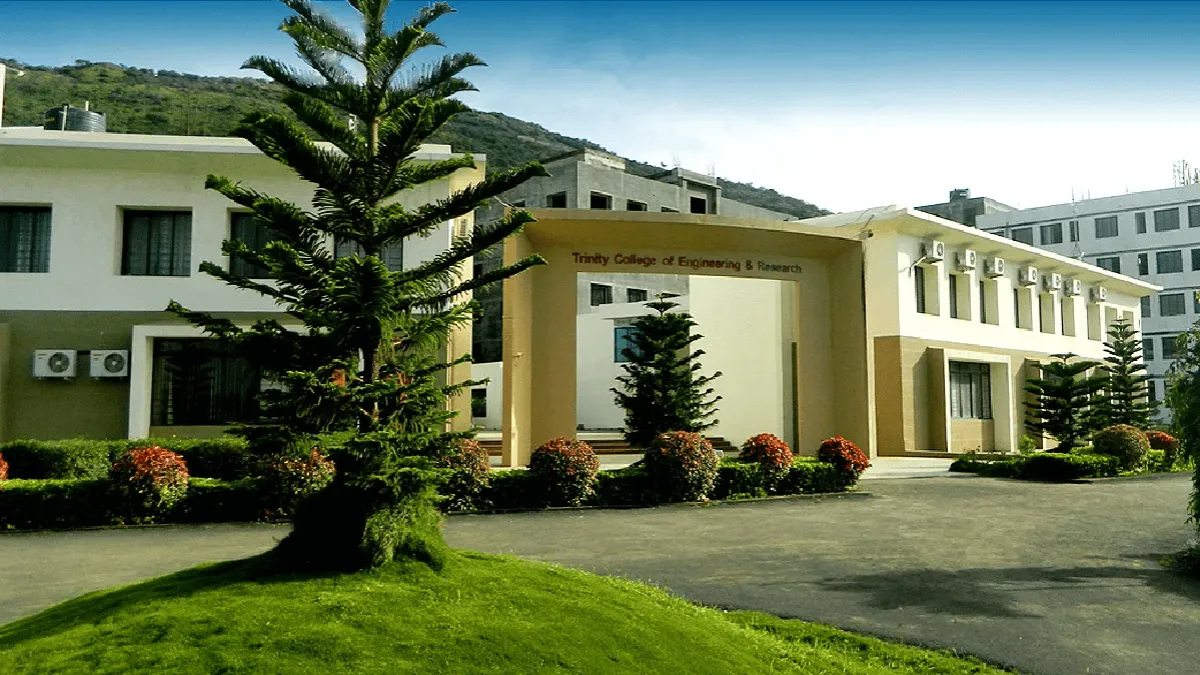 Trinity College of Engineering and Research 1