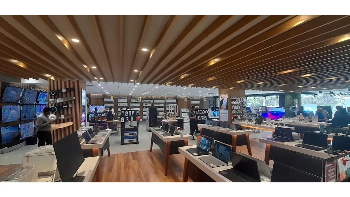 VIJAY SALES - BANER 4