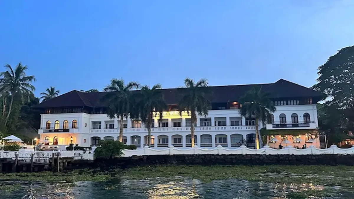 Brunton Boatyard - A CGH Earth Experience 1