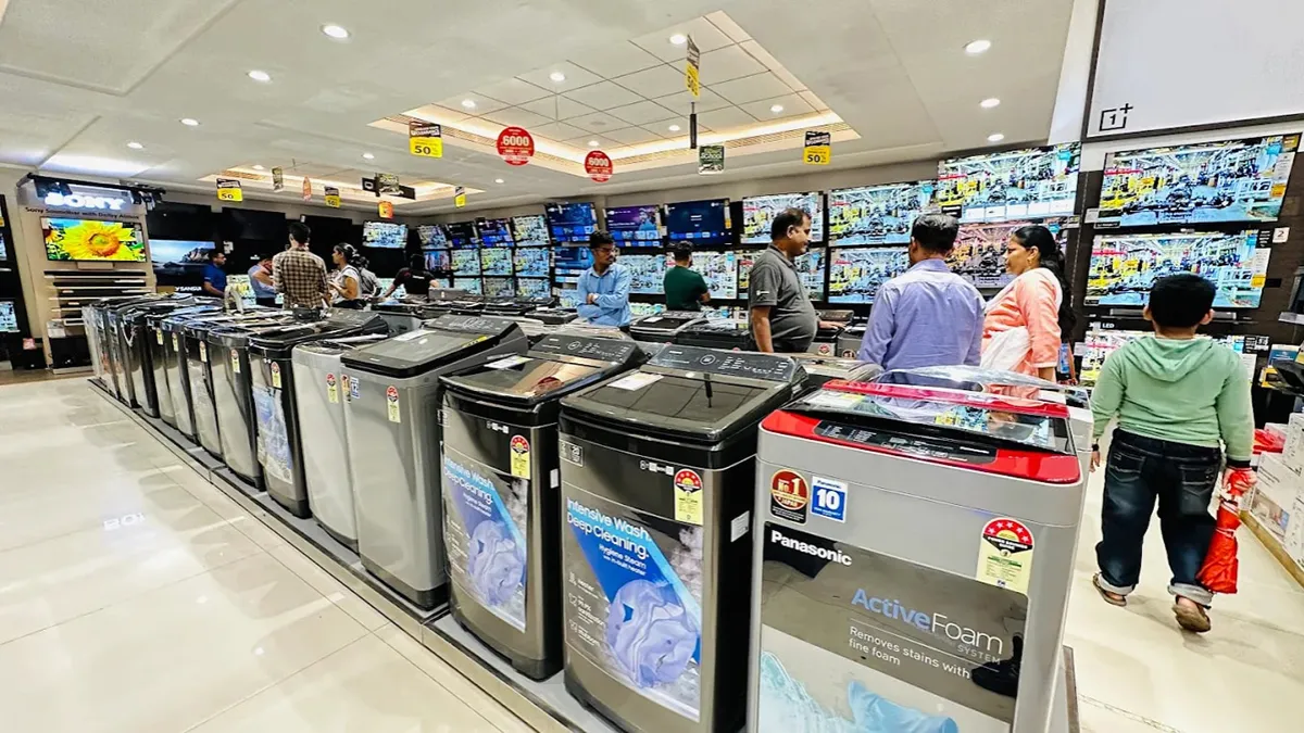 Vijay Sales - Sadhu Vaswani Chowk 4