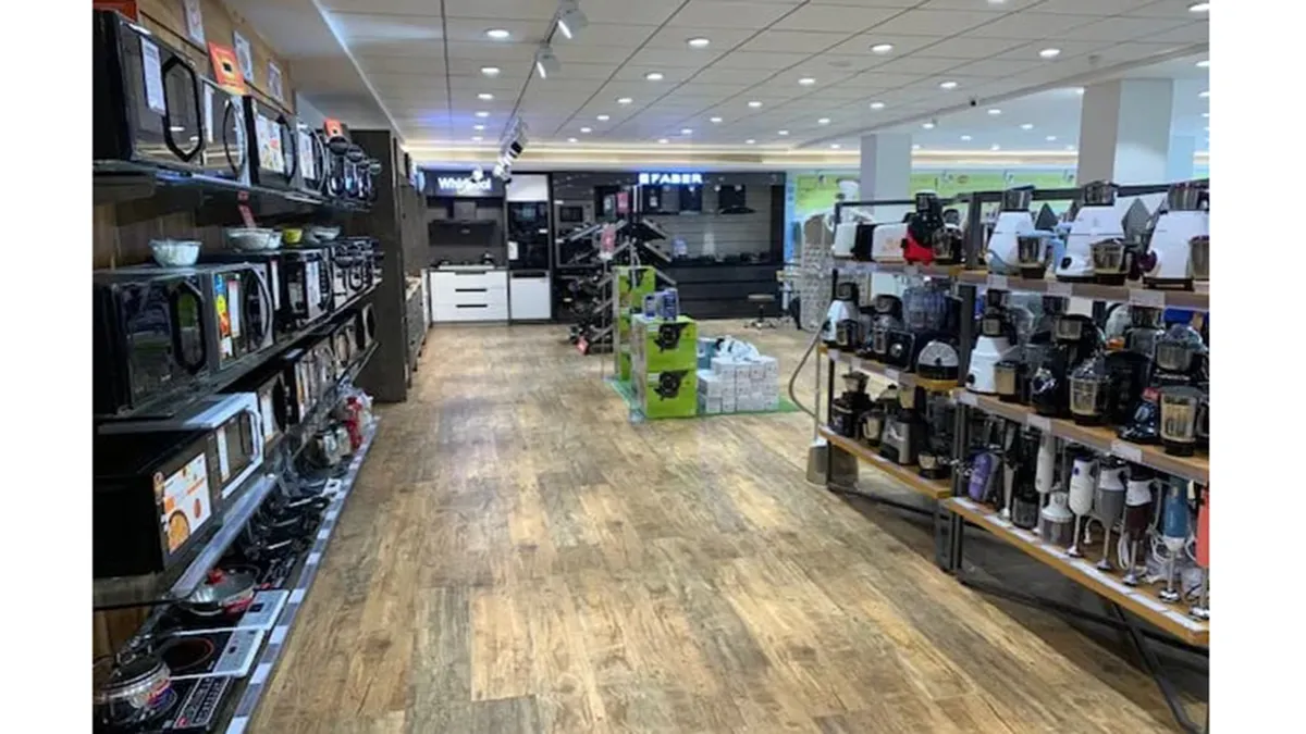 Vijay Sales - Chandan Nagar 1