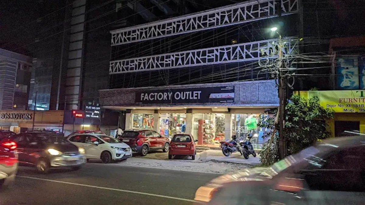 Factory Outlet Sales 1