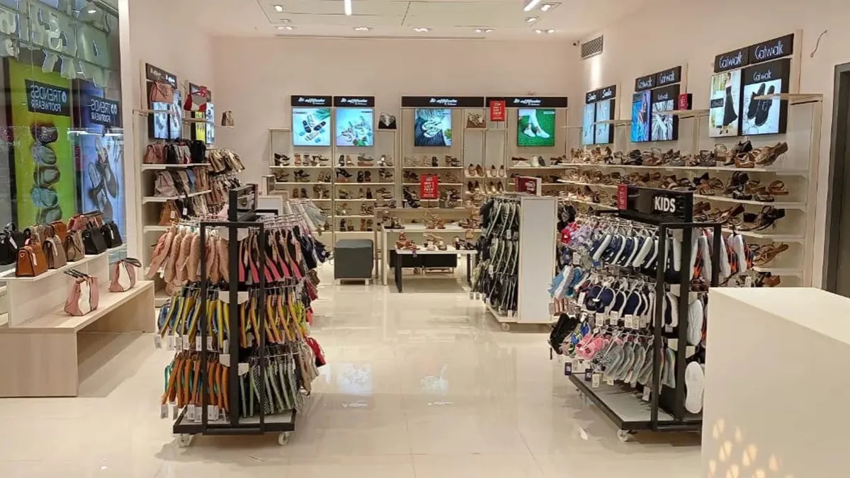 Trends Footwear - Kumar Pacific Mall 4