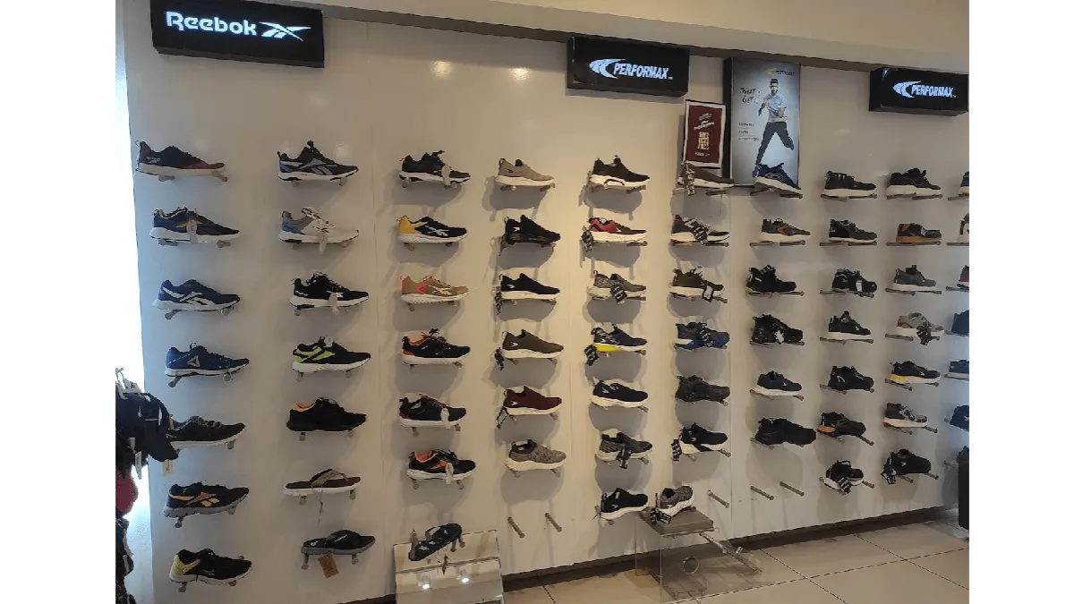 Trends Footwear - Reliance Mall 1