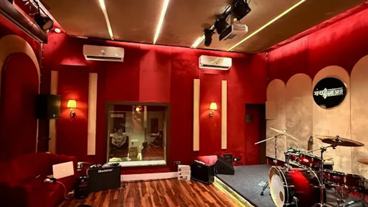 Manch & More - Best Live Music Venue and Jamroom in Malad 1