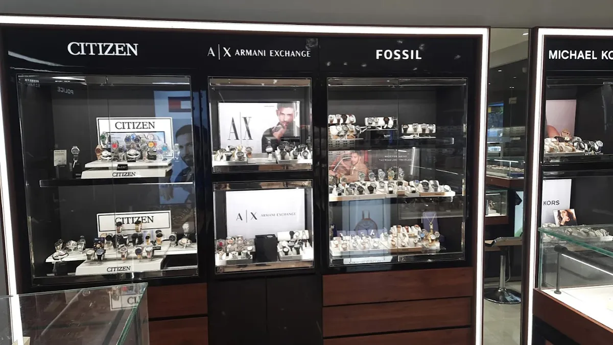 Helios Watch Store - Satara Road 3