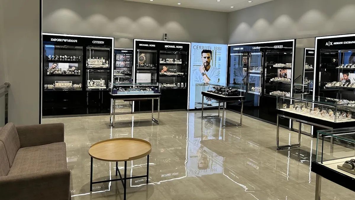 Helios Watch Store - Chinchwad 2