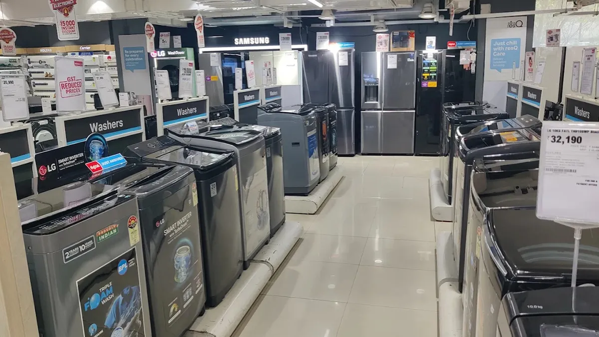 Reliance Digital - Aundh 1