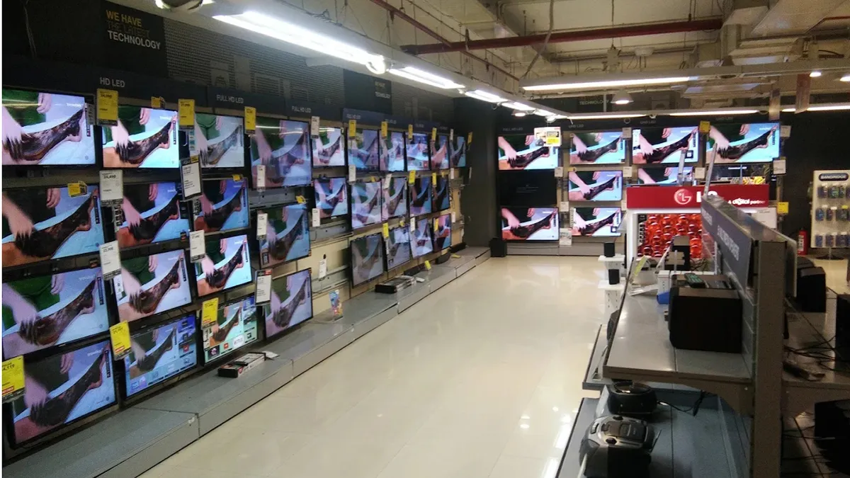 Reliance Digital - Aundh 3