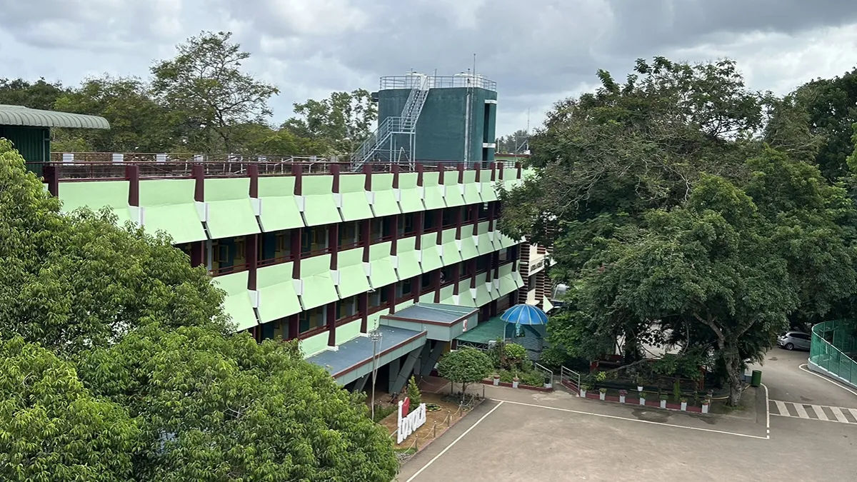 Loyola School 1
