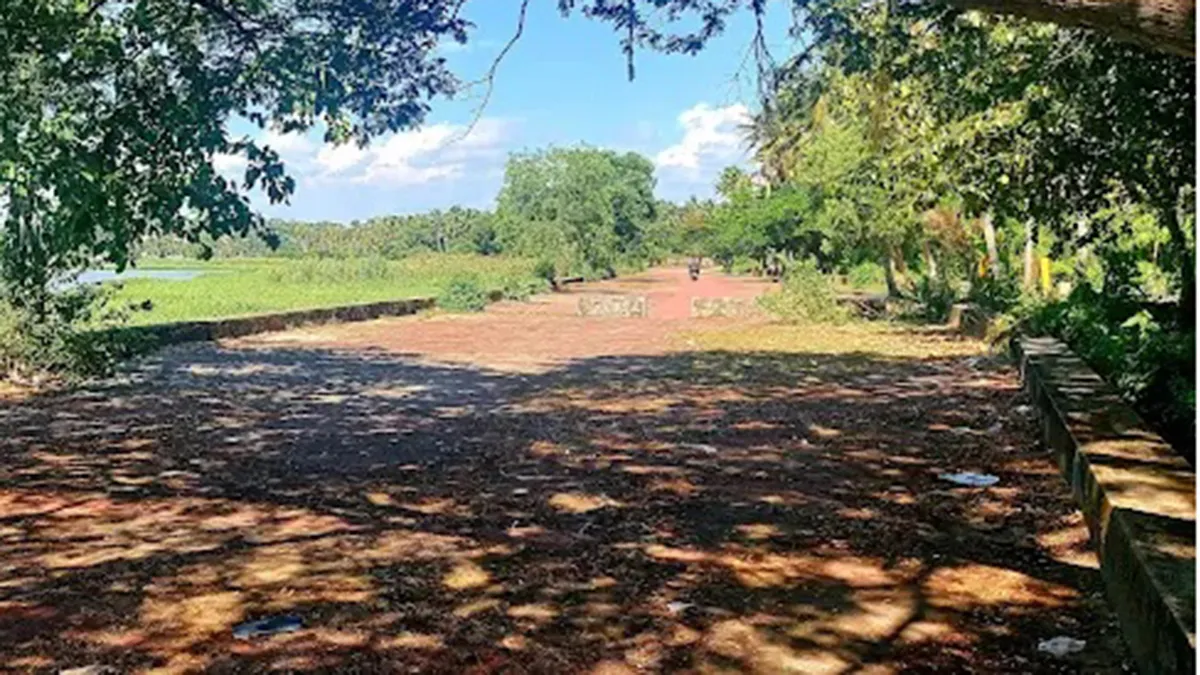 Aakulam Bridge Walk Park 1