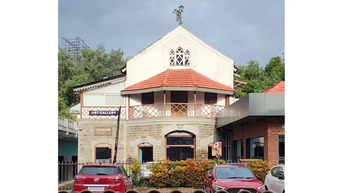 Vesavar Art Gallery 2