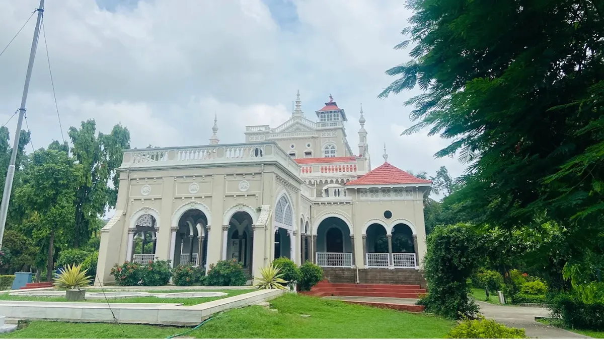 Aga Khan Palace 2