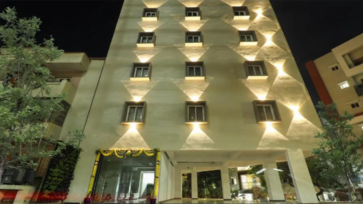 Treebo Sriz Cozy Seethamadhara 1