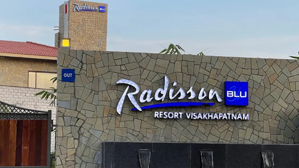 Radisson Blu 9