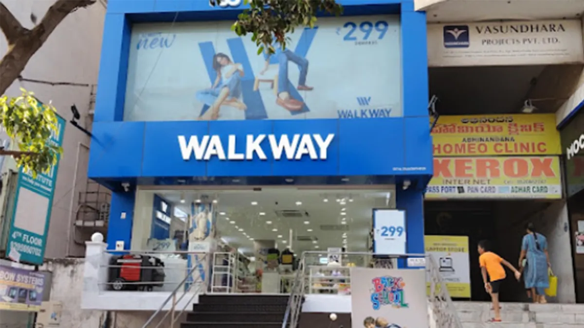 Walkway Shoes 1