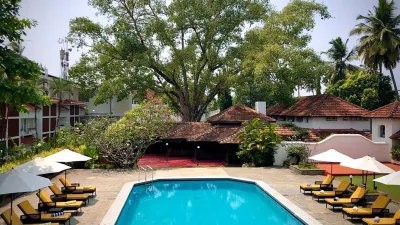 Casino Hotel, CGH Earth