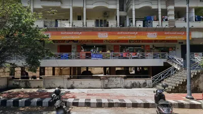 More Supermarket - Nowroji Road
