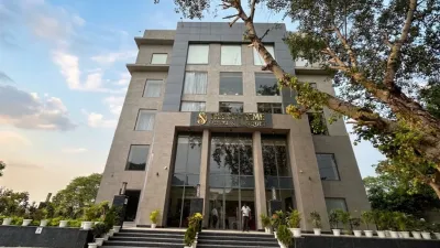 The Supreme Hotel